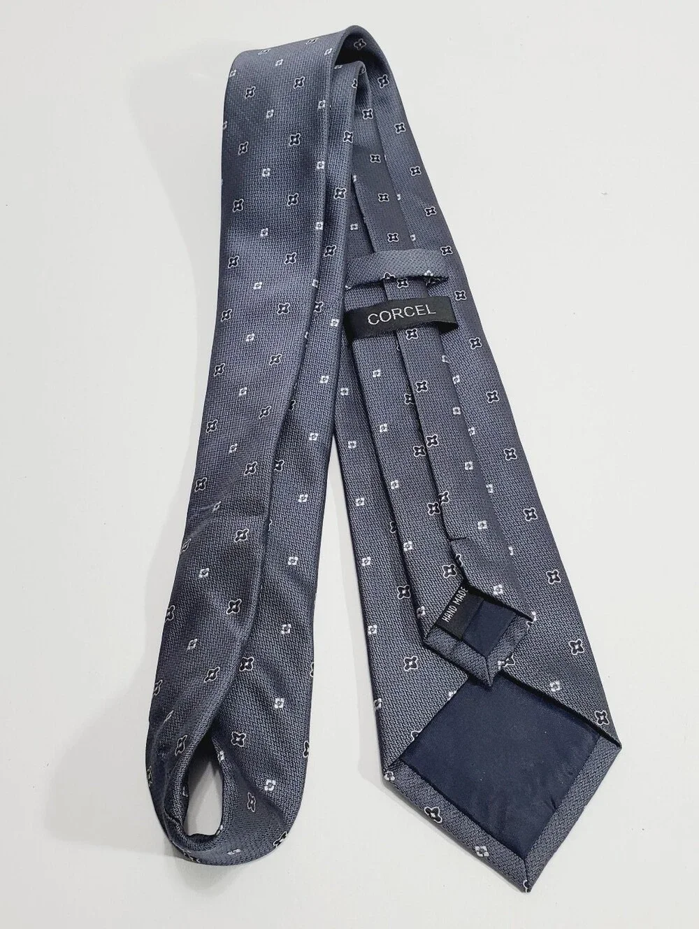 Corcel Men's Microfiber Neck Tie Gray Geometric Pattern Jacquard Fabric 59x3.25